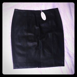 Faux leather stretch pencil skirt